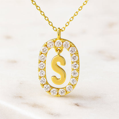 Kette mit Anhänger aus 925er Sterling-Silber, verschiedene Buchstaben im Strasskreis, 45cm